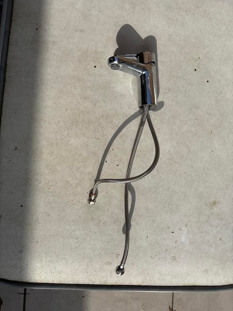 Avital wastafel mengkraan - Chroom, Doe-het-zelf en Verbouw, Sanitair, Ophalen, Gebruikt, Chroom, Wastafel