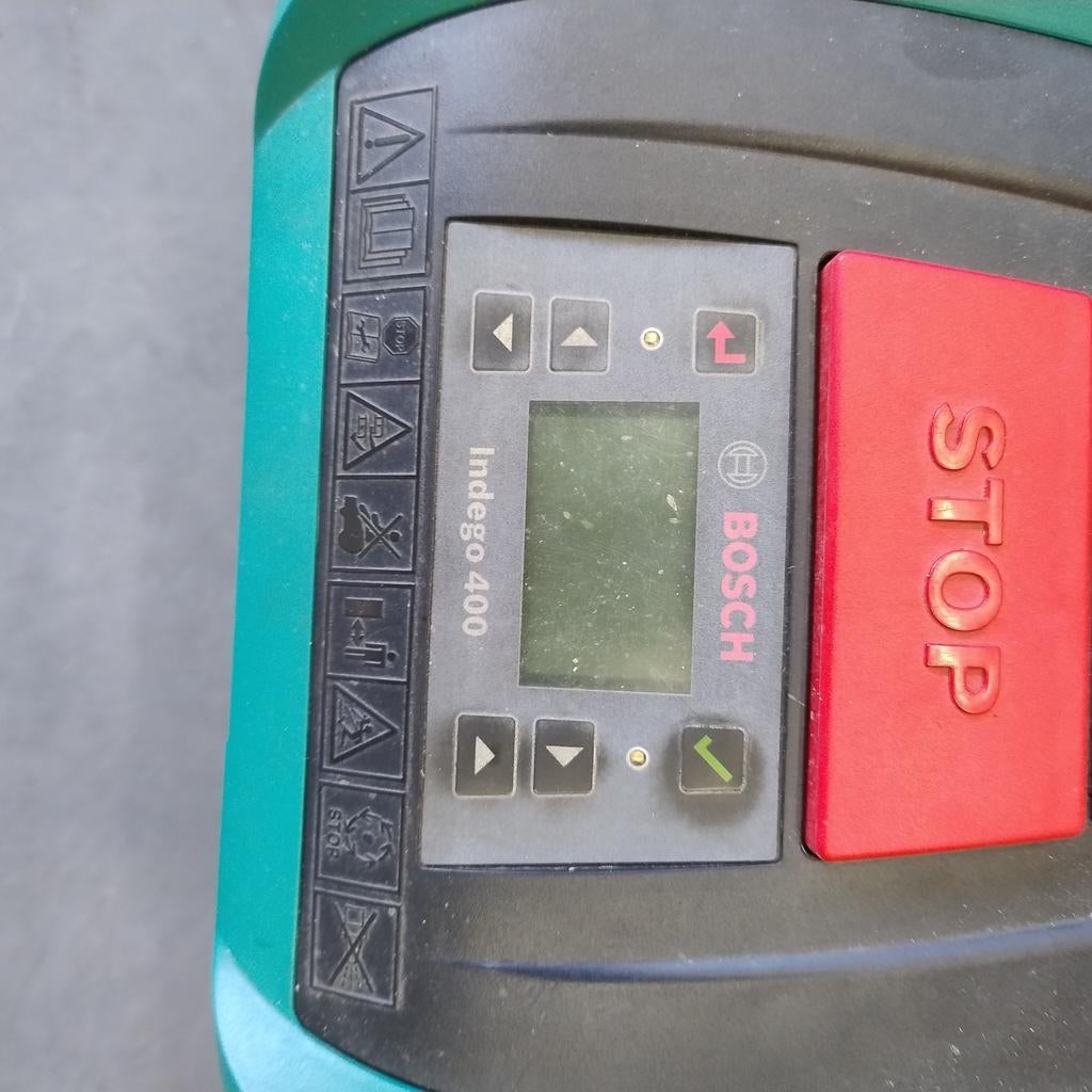Bosch robot maaier indego 400, Ophalen