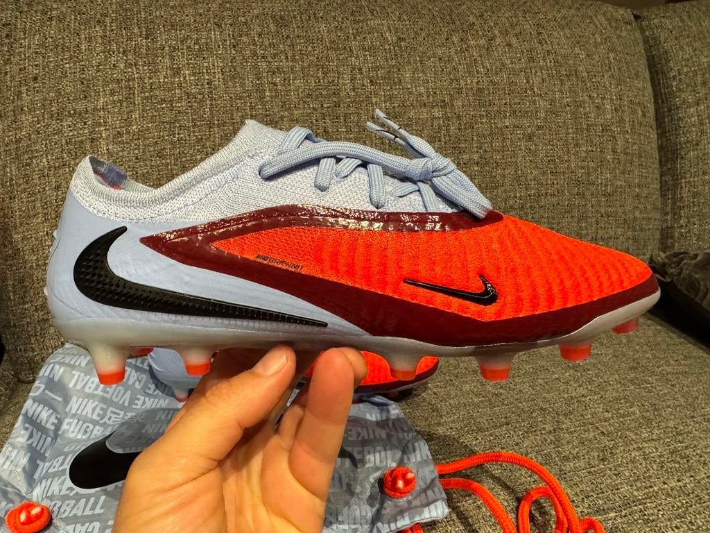 Nike Phantom 6 Low Elite Ag-Pro maat 41, Maat XS of kleiner, Schoenen, Nieuw, Ophalen of Verzenden