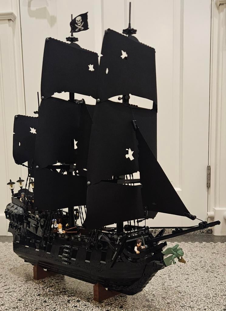 Lego 10365 Pirates of the Caribbean The Black Pearl, Ophalen