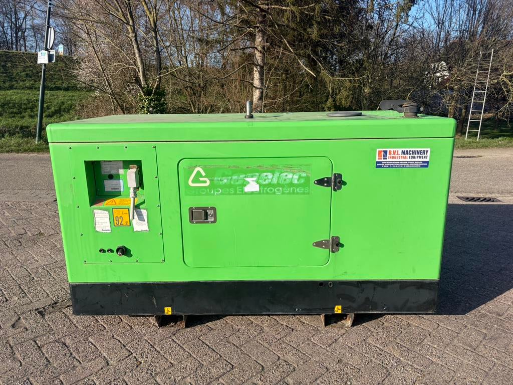 FPT Iveco 8031 stamford 35 kVA aggregaat, Gebruikt, Dieselolie, Geluidgedempt, Ophalen of Verzenden