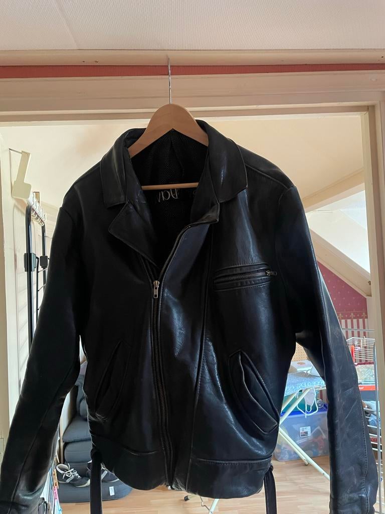 Leren motorjas met gebruikssporen - Box 106 Amsterdam, Motoren, Kleding | Motorkleding, Ophalen of Verzenden, Tweedehands, Heren