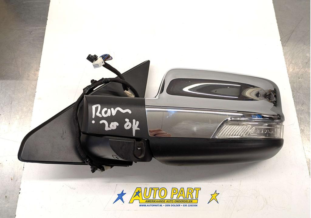 Dodge Ram DT buitenspiegel 2019-2024, Auto-onderdelen, Spiegels, Gebruikt, PO Box 21-8004 | Auburn Hills, MI 48321-8004, Amerikaanse onderdelen