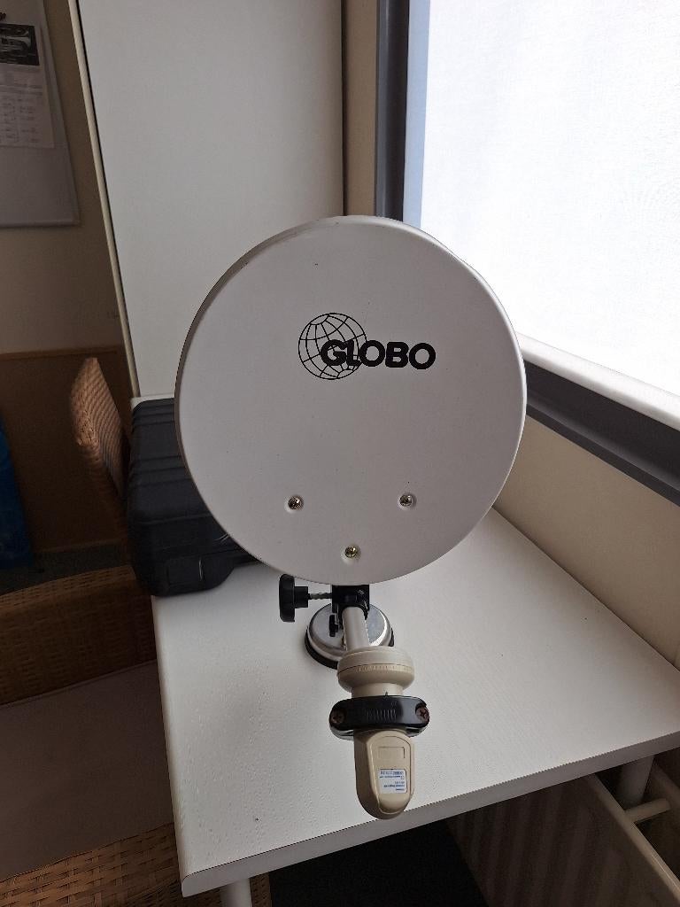 Satelliet schotel set inclusief ontvanger, Ophalen, Gebruikt, (Schotel)antenne, Overige merken