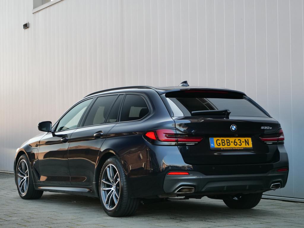 BMW 5 Serie Touring 530e High Executive 292 Pk Automaat Leer, Automaat, 1998 cc, Gebruikt, 4 cilinders