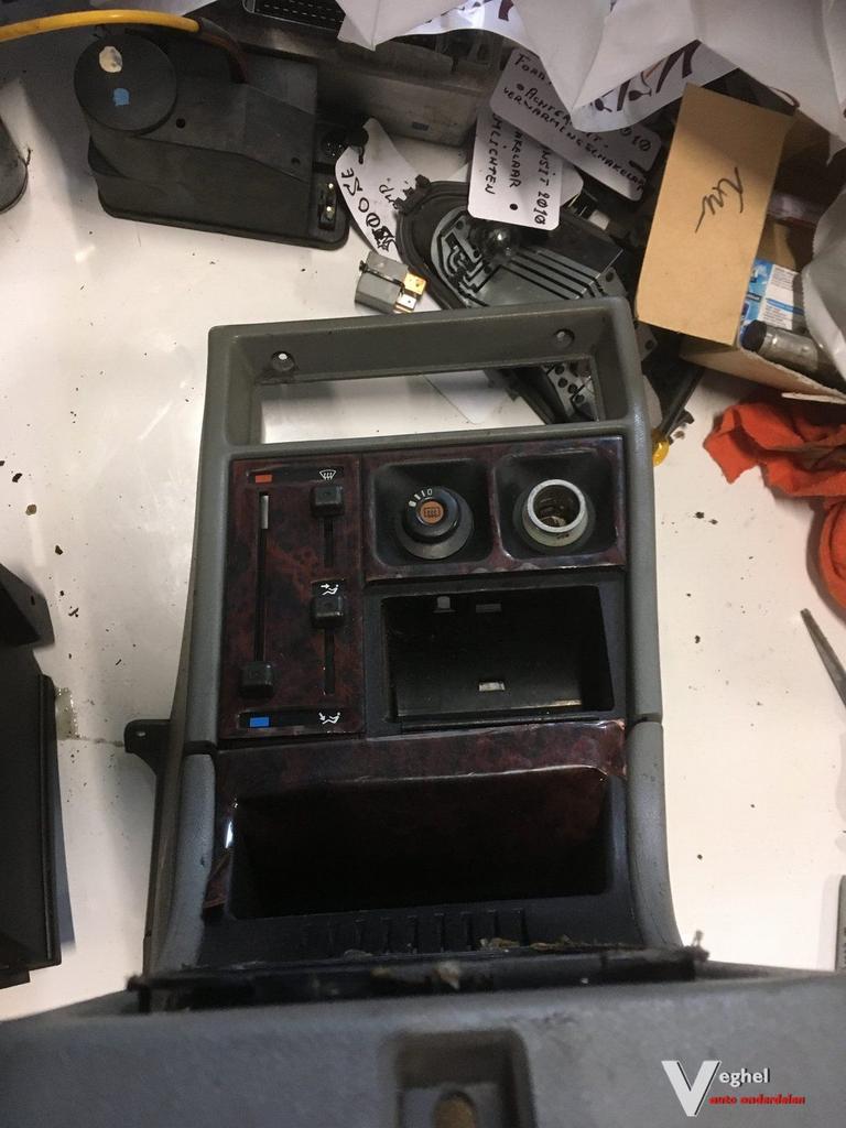 Opel Kadett E Cabrio 1990 Middenconsole, Auto-onderdelen, Gebruikt, -, -, Ophalen of Verzenden