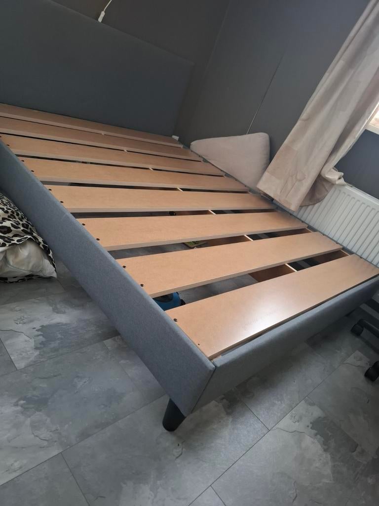 Bed 160x200 met hoofdbord, Huis en Inrichting, Slaapkamer | Bedden, Tweepersoons, Ophalen of Verzenden, 160 cm, Stof