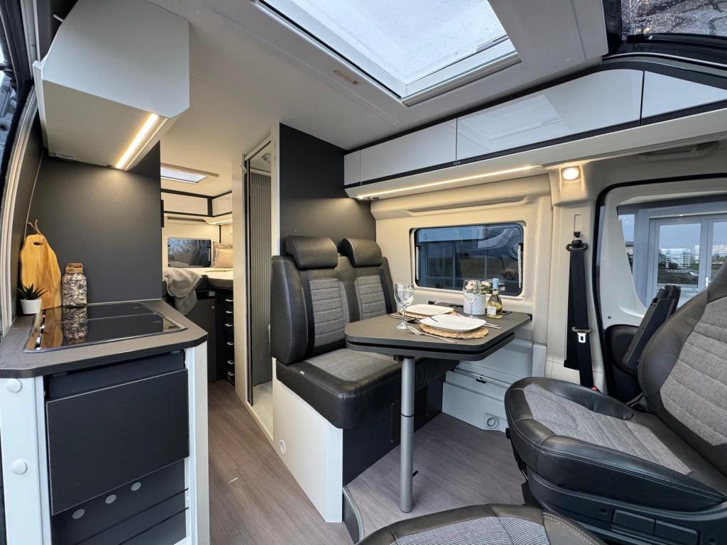 Adria Twin Supreme 640 SLB Automaat PAASSHOW 3000 KORTING, Automaat, Fiat, Tot en met 2, Bedrijf