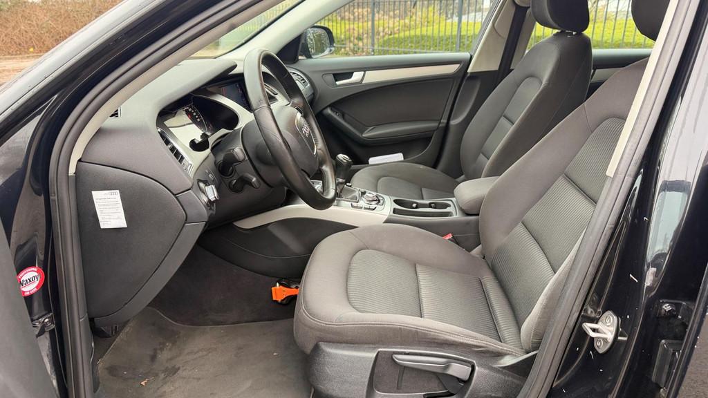 Audi A4 Avant 1.8 TFSI 212 PK Pro Line Business Airco/Ecc Na, Voorwielaandrijving, Euro 5, Stof, Gebruikt