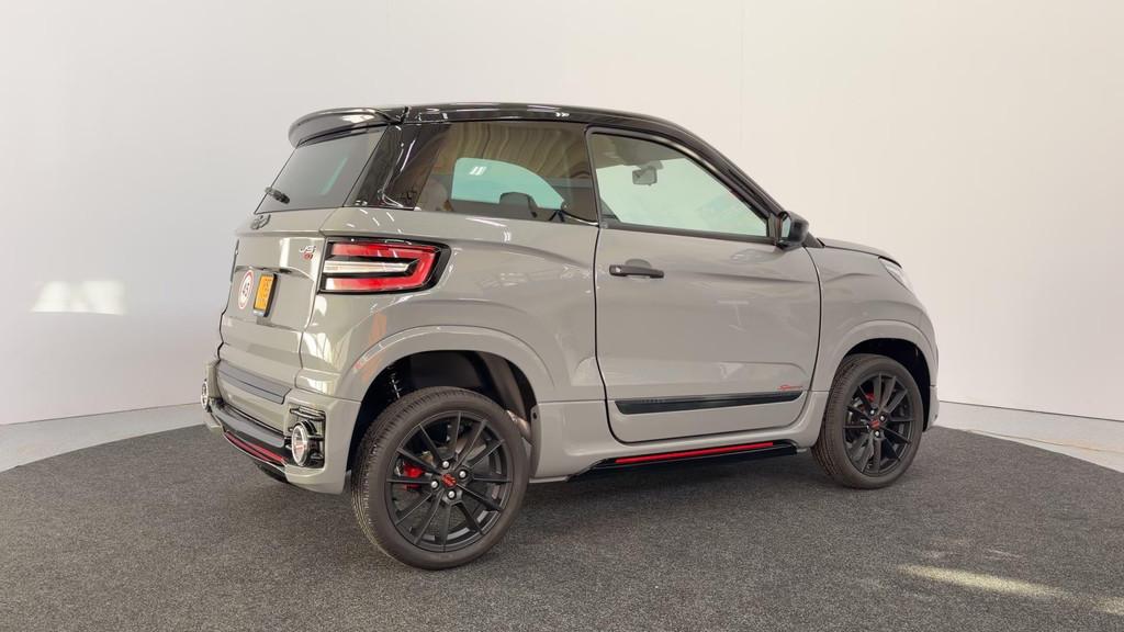 Ligier JS60 Sun Sport Ultimate Feitelijk nieuw!, Gebruikt, Oostschans 76
4463 AM  Goes, NL, Info@urbanmobilitygroupbenelux.com