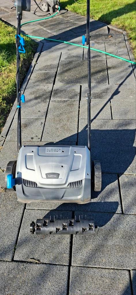 Verticuteermachine Elektrisch met twee rollen, Ophalen of Verzenden, Gebruikt, Elektrisch