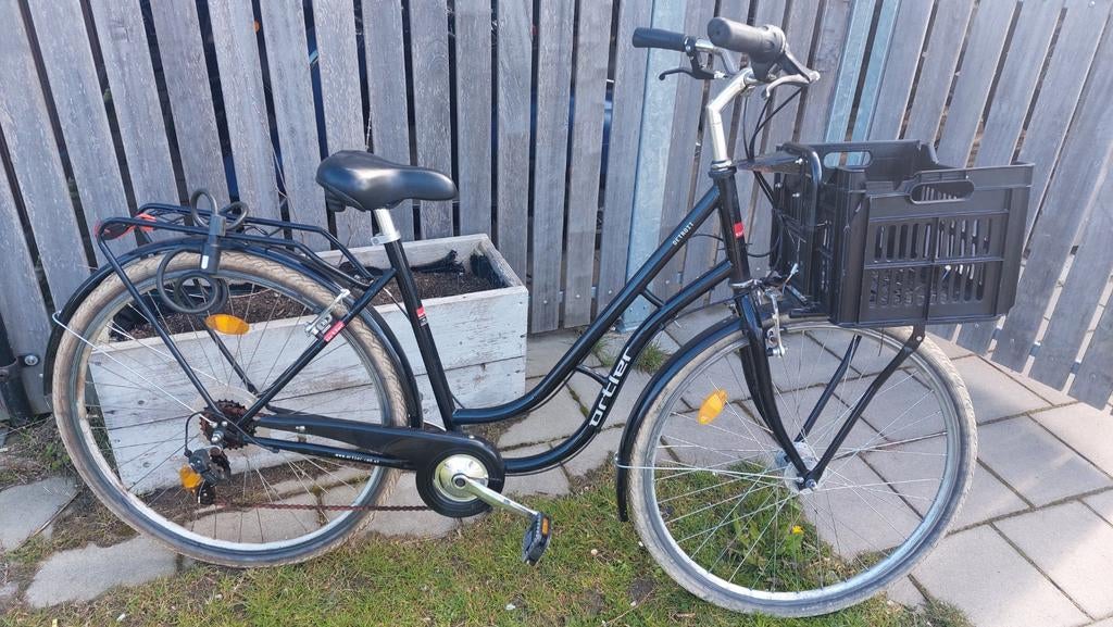Te koop 28 inch damesfiets staat in de weg, Gebruikt, Versnellingen, 50 tot 53 cm, Ophalen