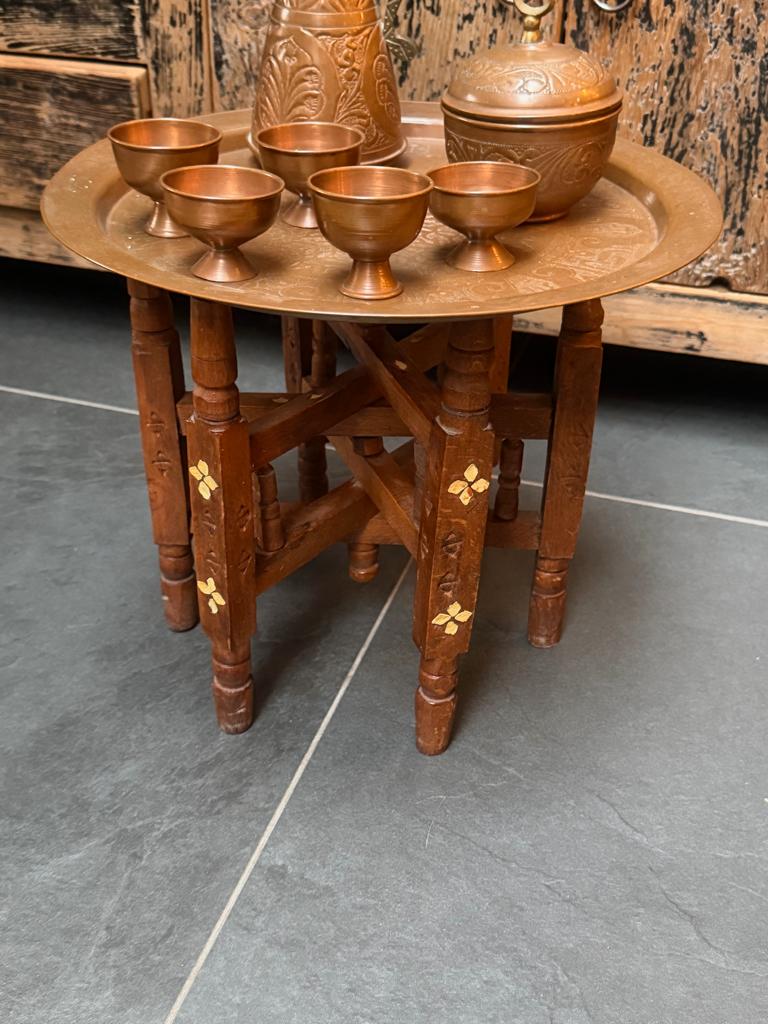 Marokkaanse kleine theetafel houtsnijwerk koper blad servies, Ophalen of Verzenden