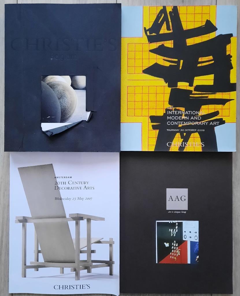 4 verschillende veilingcatalogi Christie's en AAG, Ophalen of Verzenden, Gelezen