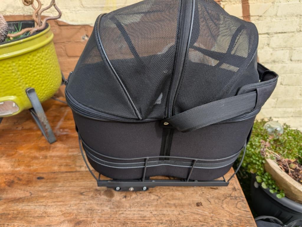 Fietsmand voor kleine hond, Ophalen, Riet