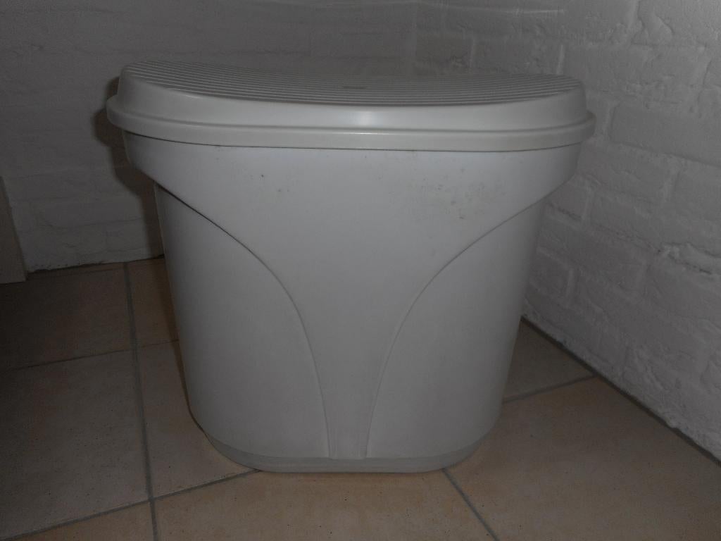 Curver wasbox met deksel, Ophalen, Minder dan 50 cm, Overige typen, Zo goed als nieuw