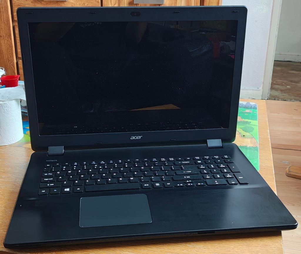 Acer Aspire 3, Widows 11, Office en antivirus, Computers en Software, Windows Laptops, Refurbished, 17 inch of meer, SSD, 2 tot 3 Ghz