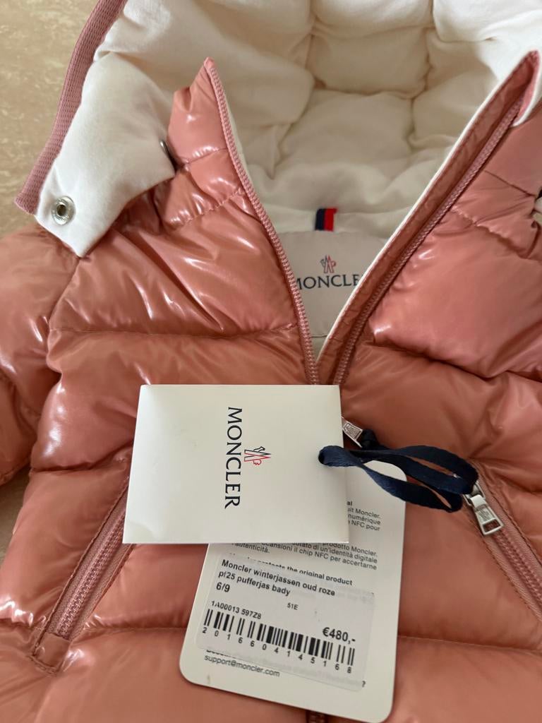 Moncler baby jas oud roze 6/9 maanden - Nieuw met kaartjes, Kinderen en Baby's, Babykleding | Overige, Ophalen of Verzenden, Nieuw