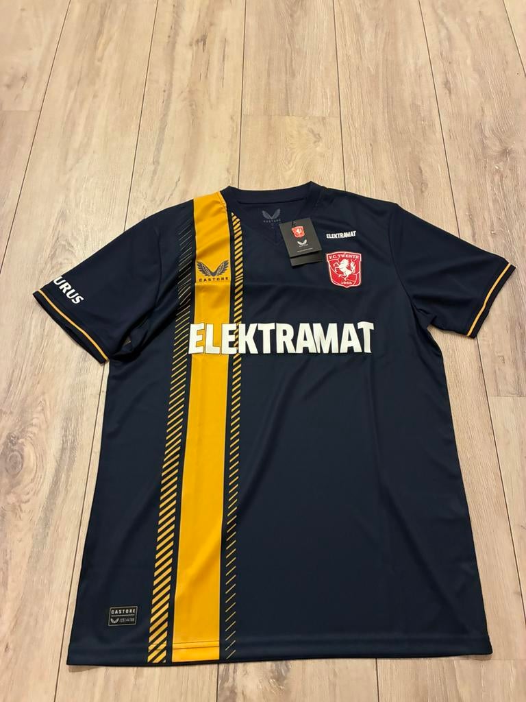 Fc twente uitshirt 23/24 uitshirt maat M, Ophalen of Verzenden, Zo goed als nieuw, Shirt