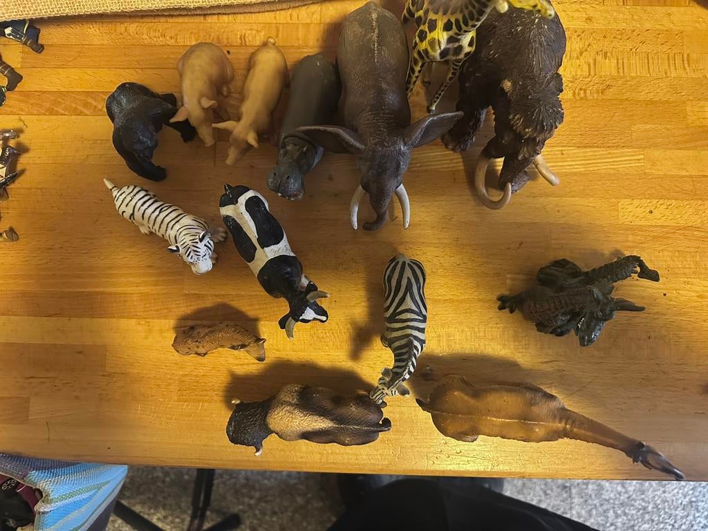 Schleich miniatuur wilde- en boerderijdieren, Ophalen of Verzenden, Gebruikt