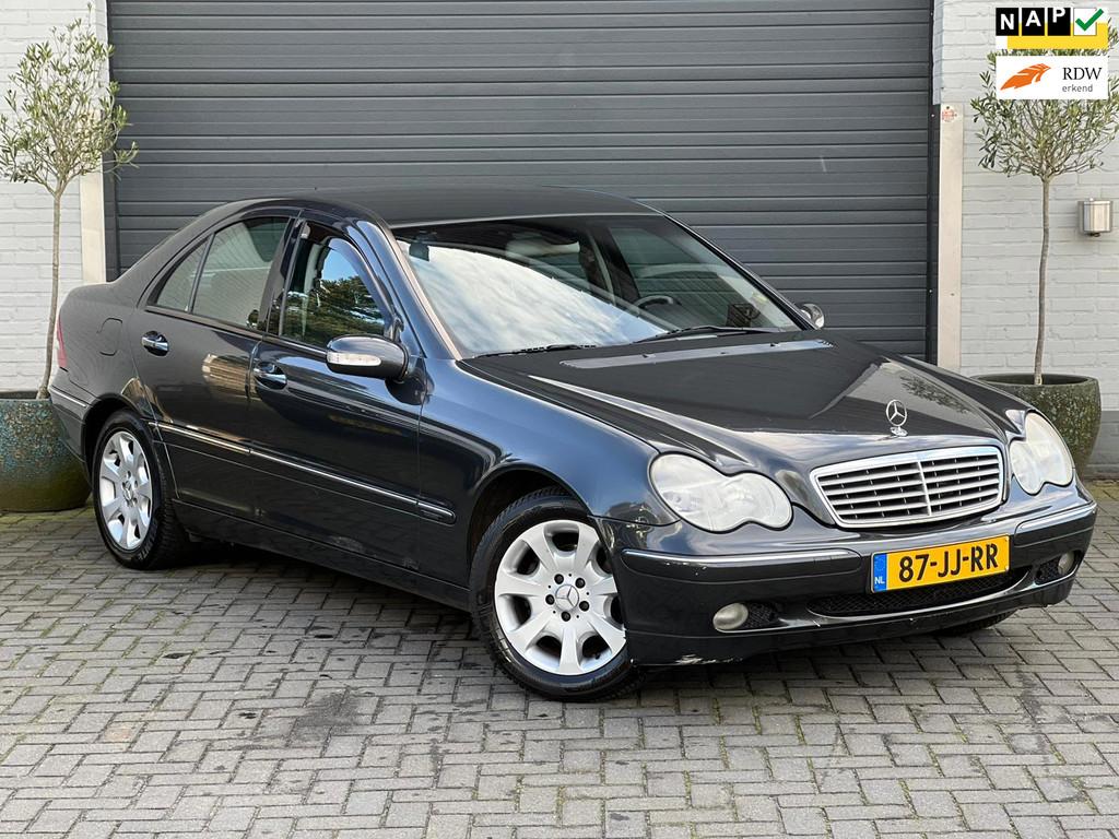 Mercedes-Benz C-klasse 180 Elegance | Automaat | Trekhaak |, 1998 cc, Gebruikt, Zwart, 4 cilinders