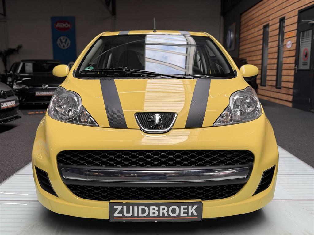 Peugeot 107 1.0 115DKM! Leuke Auto! Sport! (bj 2010), Gebruikt, Elektrische ramen, Overige kleuren, 1290 kg