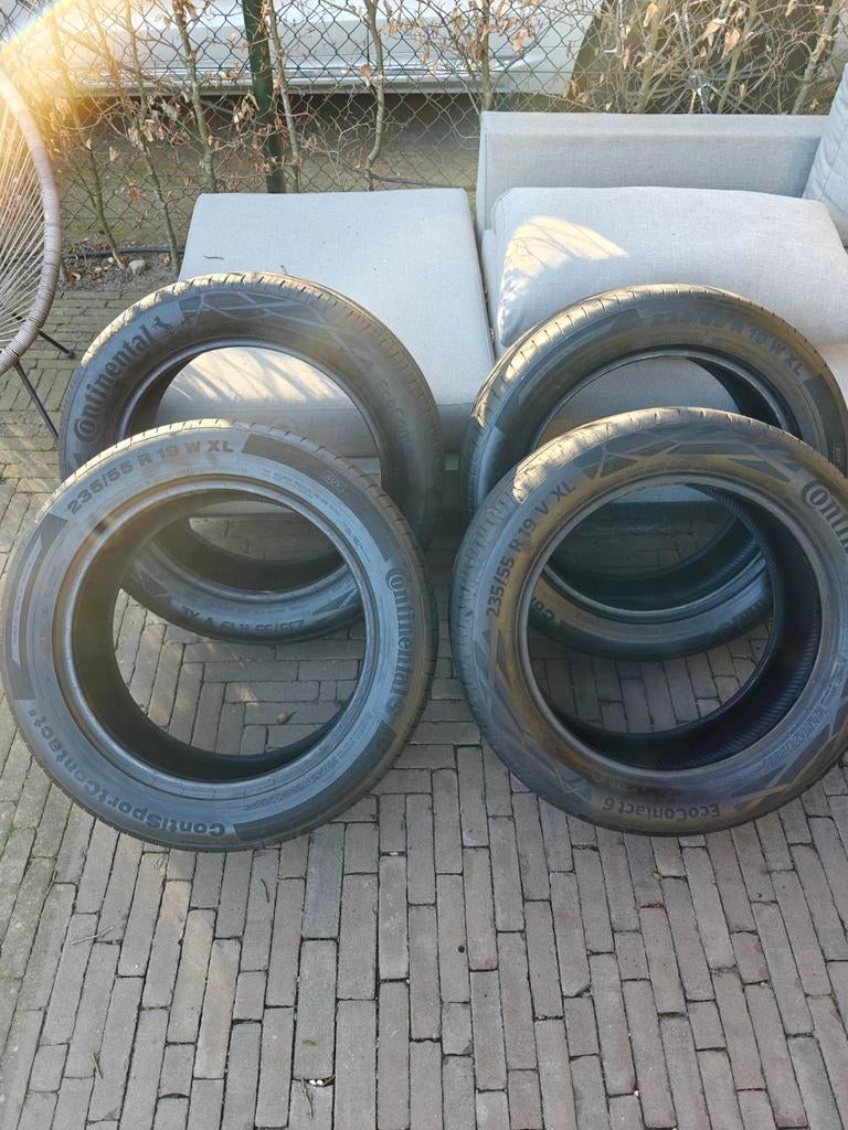 4x Continental zomerbanden 235/55 R19 Volvo XC40/XC60, Auto-onderdelen, Banden en Velgen, Gebruikt, 235 mm, Band(en), Terreinwagen