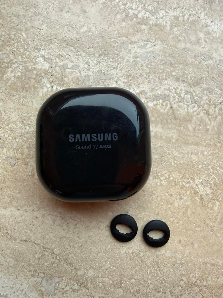 Samsung Galaxy Buds met oplaadcase, Ophalen, Zo goed als nieuw