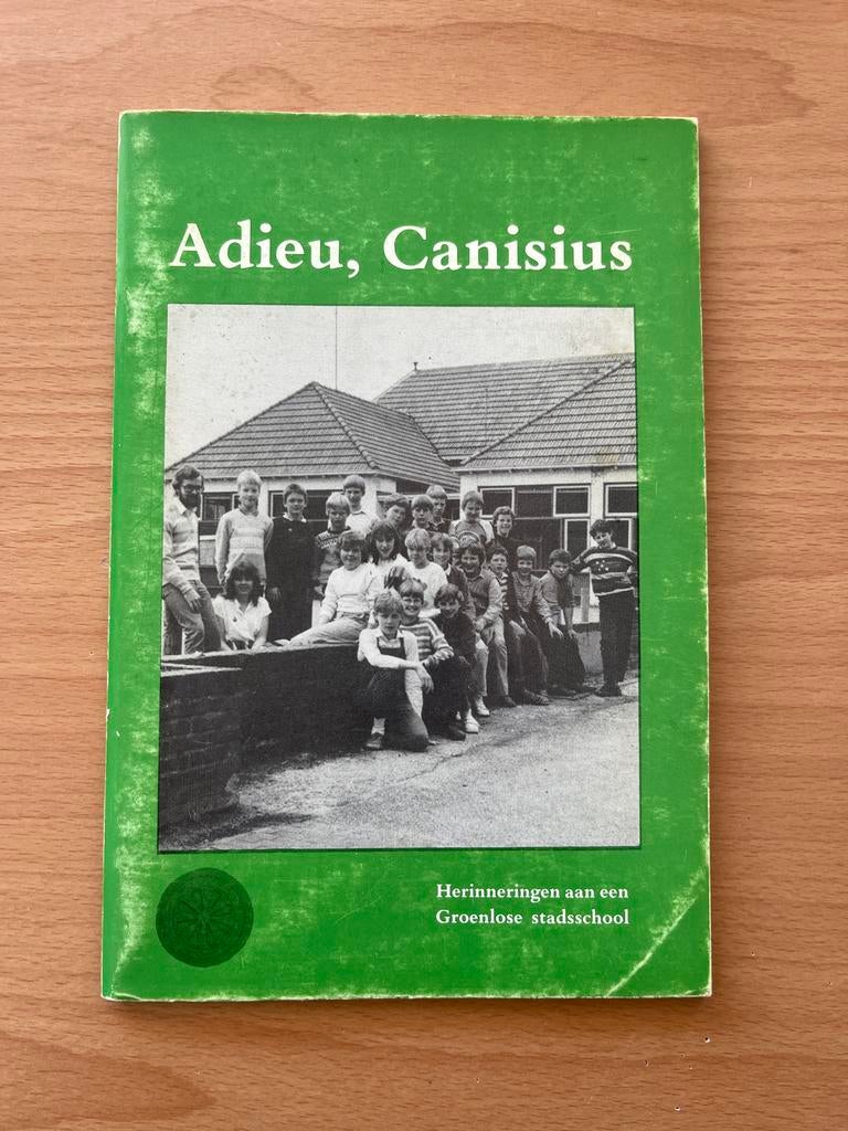 Adieu, Canisius - Herinneringen aan een Groenlose stadsschoo, Ophalen of Verzenden, Alpha, Gelezen, Niet van toepassing