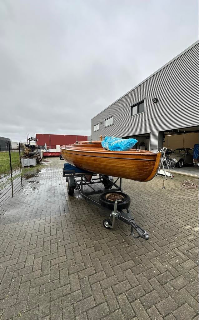 Helder 16m² zeilboot (1960) met trailer, Watersport en Boten, Open zeilboten, Ophalen, Geen motor, Gebruikt, Overige brandstoffen