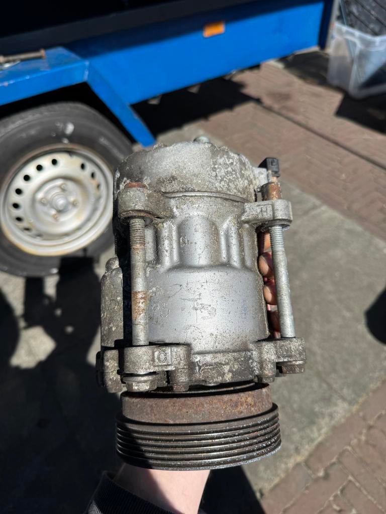 VW Golf 3 GTI 2.0 AGG aircopomp, Auto-onderdelen, Airco en Verwarming, Ophalen of Verzenden, Gebruikt, Volkswagen