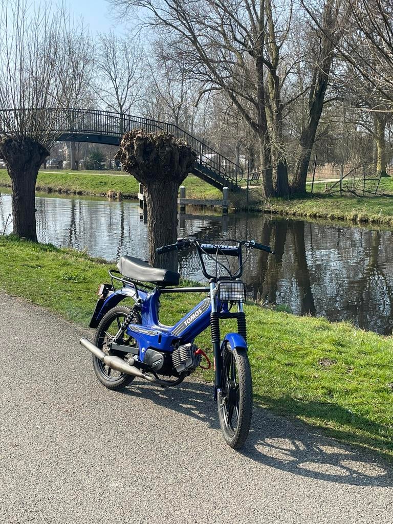 Tomos a52 65cc, Fietsen en Brommers, Brommers | Tomos, Ophalen, Zo goed als nieuw, Standard