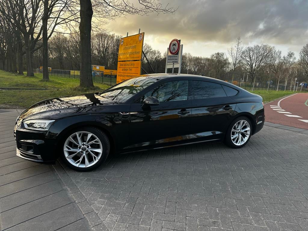 Audi A5 40 Tfsi 190pk S-line 2019!Virtual!Matrix!Full optie!, Auto's, Audi, 1984 cc, Zwart, 1500 kg, 750 kg