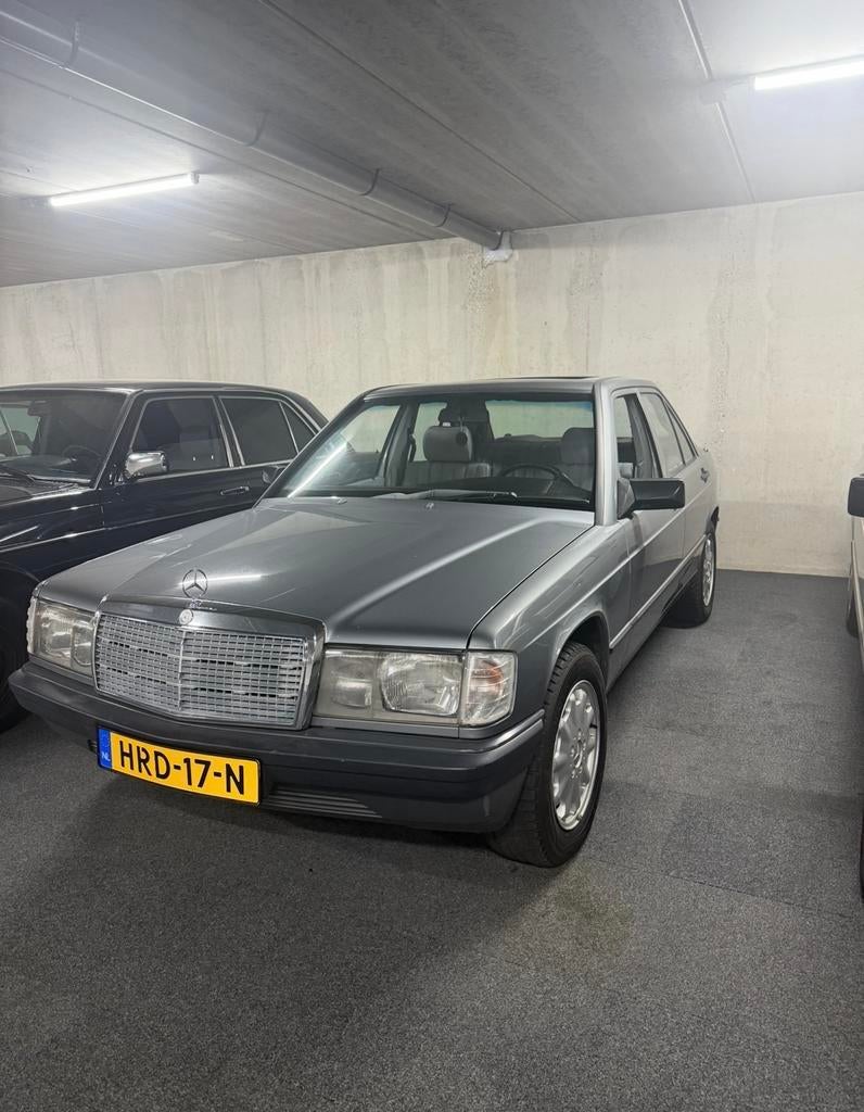 Mercedes 190D 2.5 1988 Grijs Automaat, 2500 cc, 23 km/l, Bedrijf, Diesel