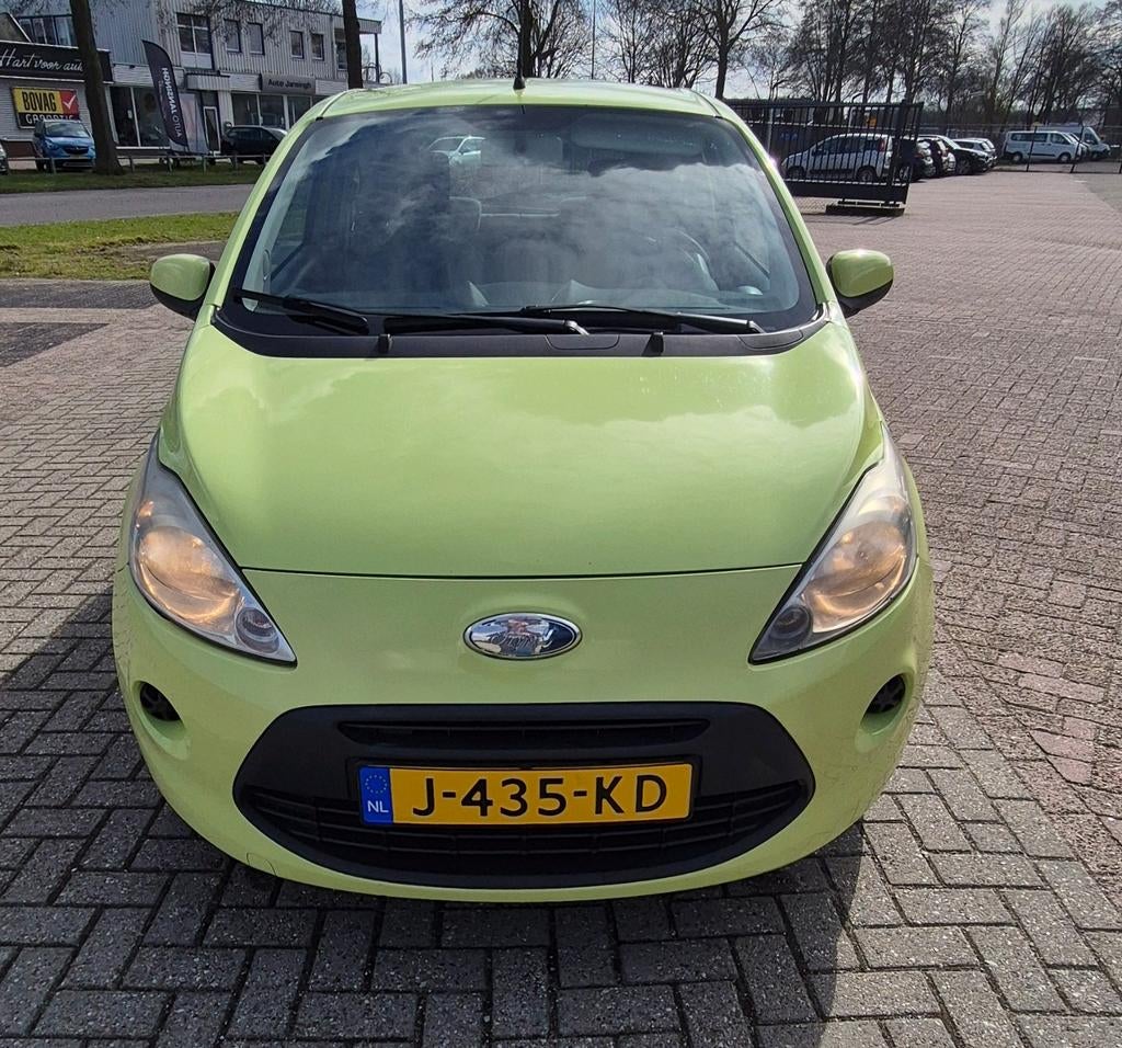 Ford Ka 1.2 51KW 2010 Groen, Voorwielaandrijving, 1242 cc, 4 cilinders, 4 stoelen