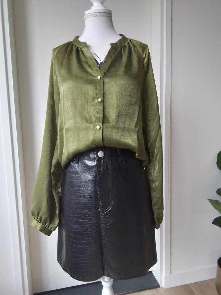 Mooie olijfgroene bloes Geisha mt 36, Geisha, Ophalen of Verzenden, Zo goed als nieuw, Maat 36 (S)