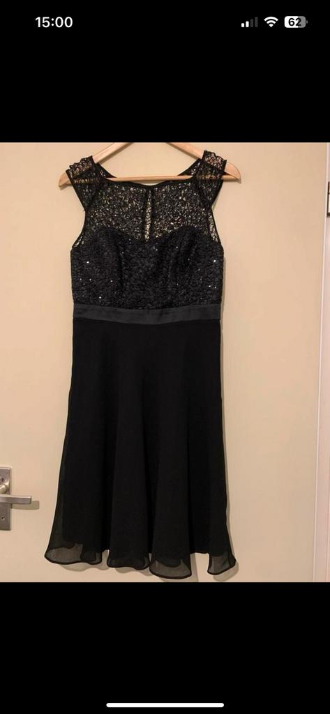 Jurk xs steps, Zwart, Cocktailjurk, Ophalen of Verzenden, Zo goed als nieuw