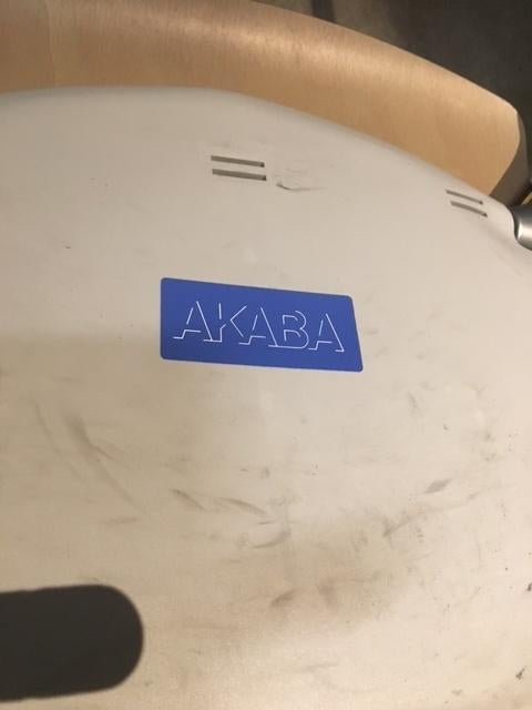 Vier Akaba Gorka stoelen design door Jorge Pensi, Ophalen, Kunststof, Gebruikt, Overige kleuren