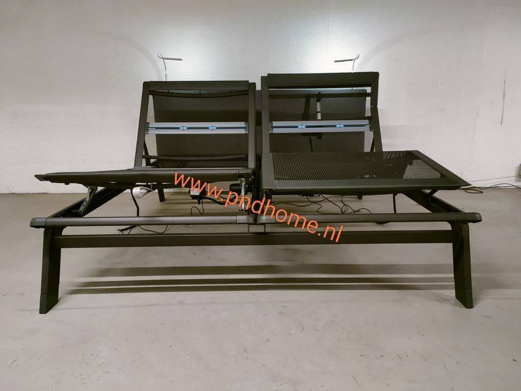 Auping Original 180x200 elektrisch verstelbaar + Hoofdbord, Auping Original 180x200 elektrisch verstelbaar + Hoofdbord, Verstelbaar