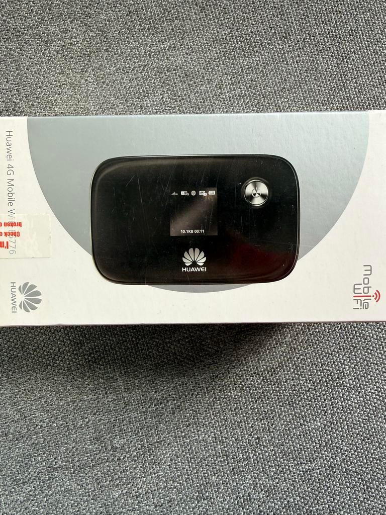 Huawei 4G Mobiele Wifi Router - Draagbaar en Snel, Ophalen of Verzenden, Zo goed als nieuw