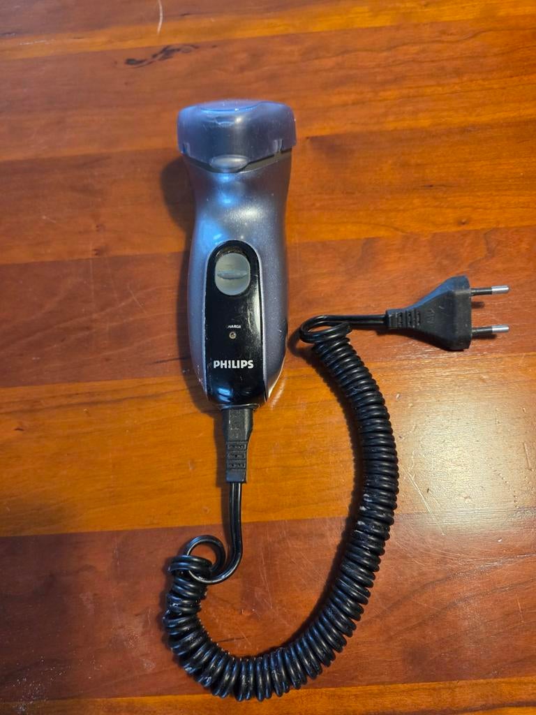 Philishave philips scheerapparaat batterij defect, Ophalen, Gebruikt, Scheren en Epileren