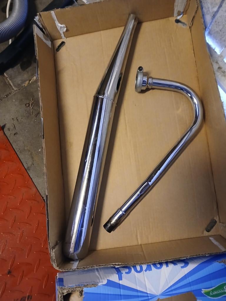 Orginele famel uilaat, Ophalen of Verzenden, Zo goed als nieuw, Uitlaat