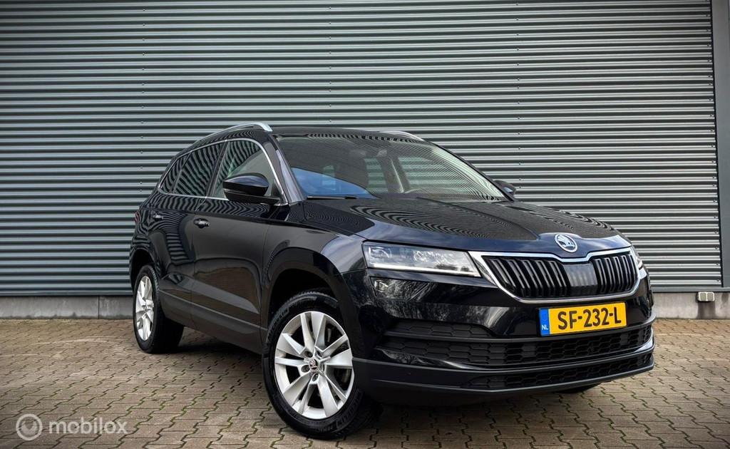 Skoda Karoq 1.5 TSI ACT AUTOMAAT|NAP|CARPLAY, Euro 6, 4 cilinders, 150 pk, Zwart