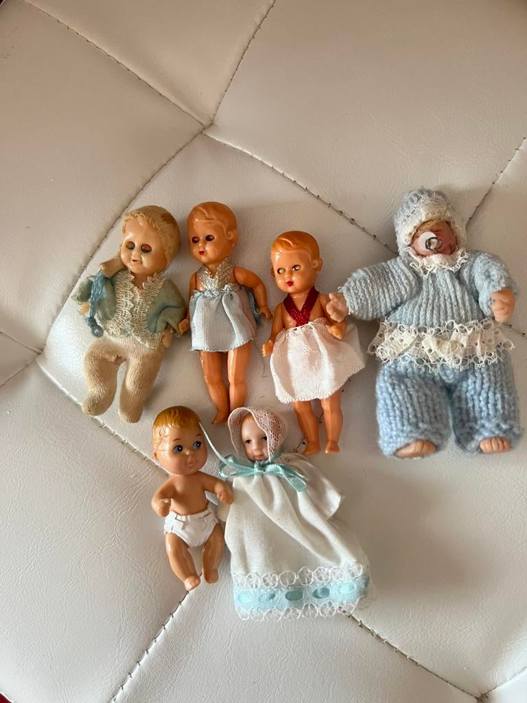 6 miniatuur baby poppetjes miniatuur pop poppenhuis, Ophalen