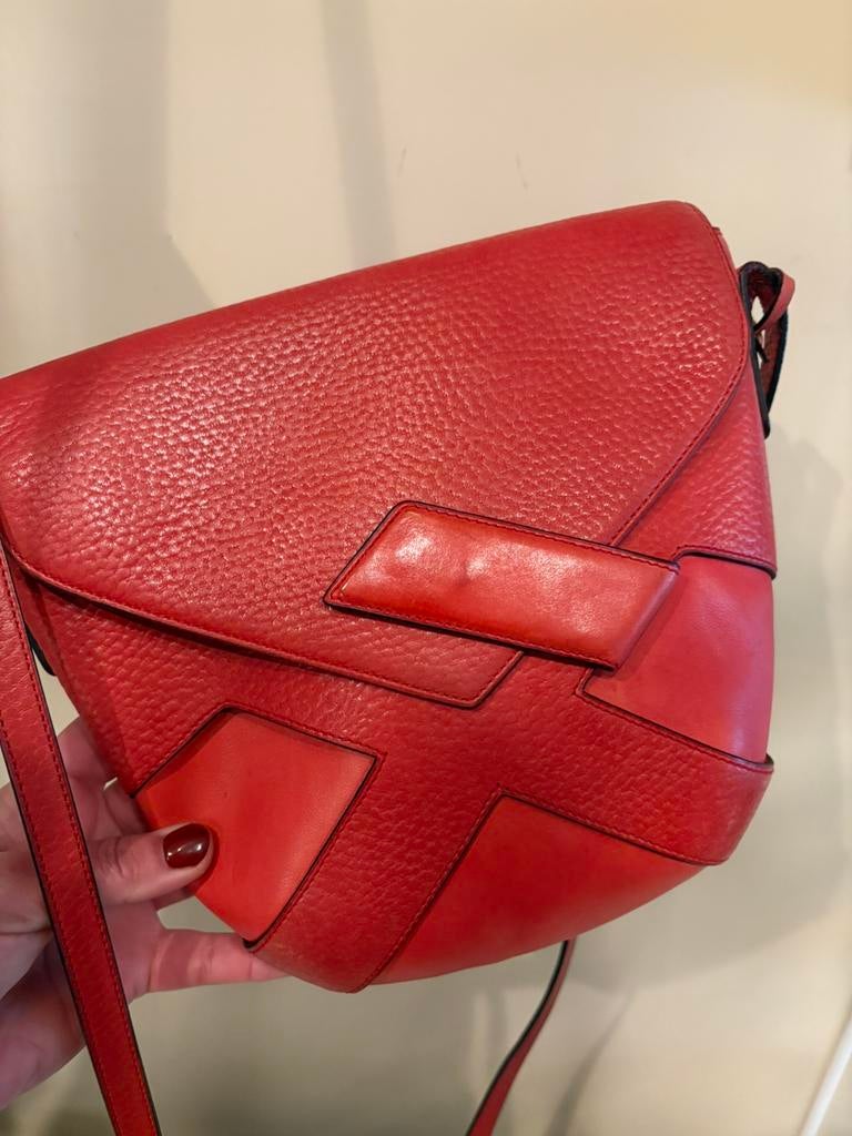 DELVAUX vintage Désavroye crossbody tas, Sieraden, Tassen en Uiterlijk, Ophalen of Verzenden, Zo goed als nieuw, Rood, Schoudertasje