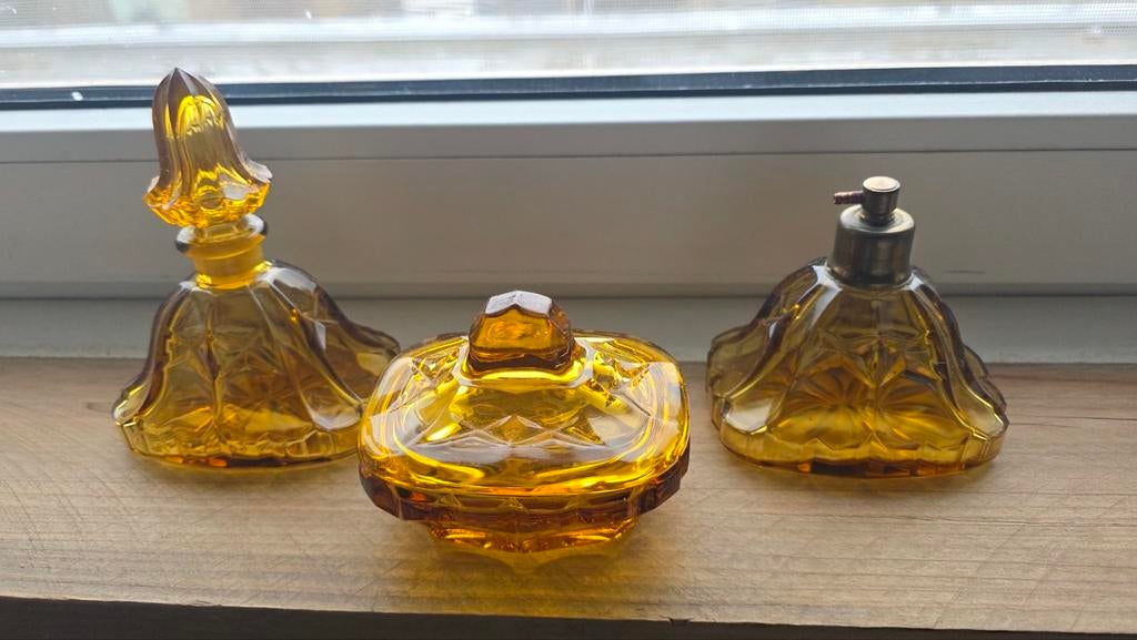 zeer fraaie vintage set van amber glas 3 delig, Verzamelen, Retro, Ophalen, Huis en Inrichting