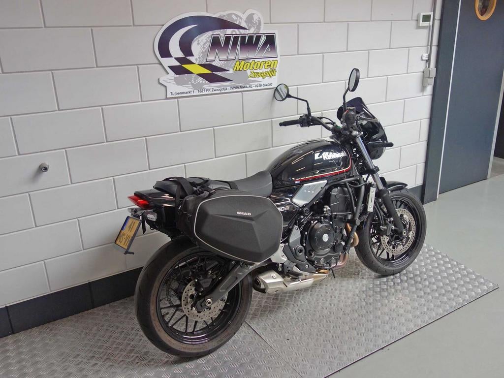 KAWASAKI Z650RS (bj 2023) - foto 3