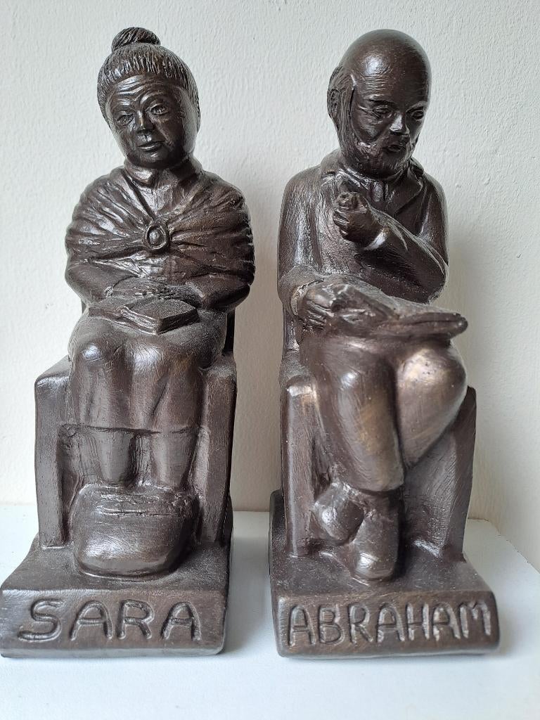 Beeld Sara en Abraham, Ophalen