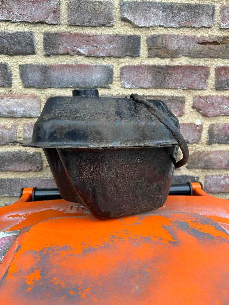 Benzinetank Scooter - Geen Roest + Benzinefilter, Ophalen of Verzenden, Gebruikt