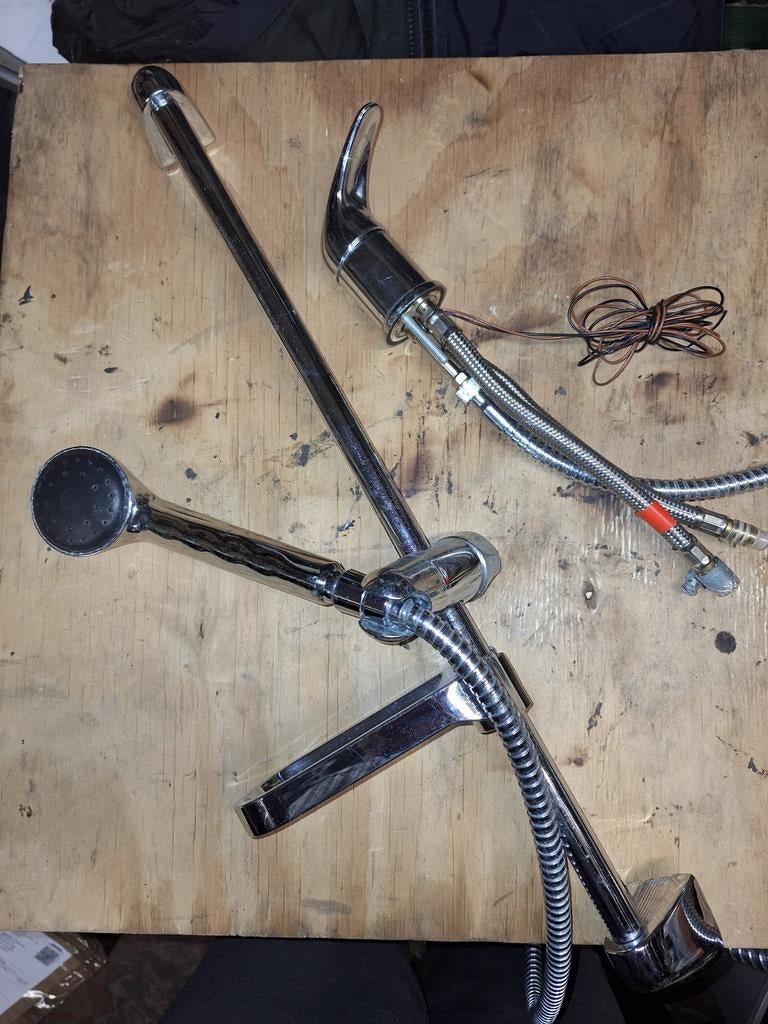 Douche garnituur en kraan voor camper of caravan, Ophalen of Verzenden, Gebruikt